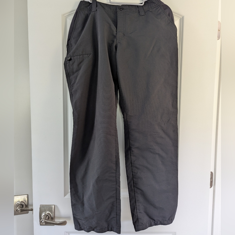 5.11 Tactical Black Cargo Pants Durable Outdoor Wear. Women's 16